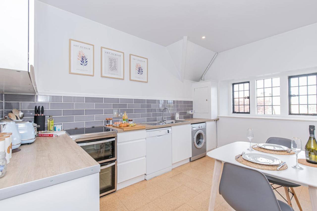 Oxfordshire Living - The Spencer Apartment - ウッドストック エクステリア 写真