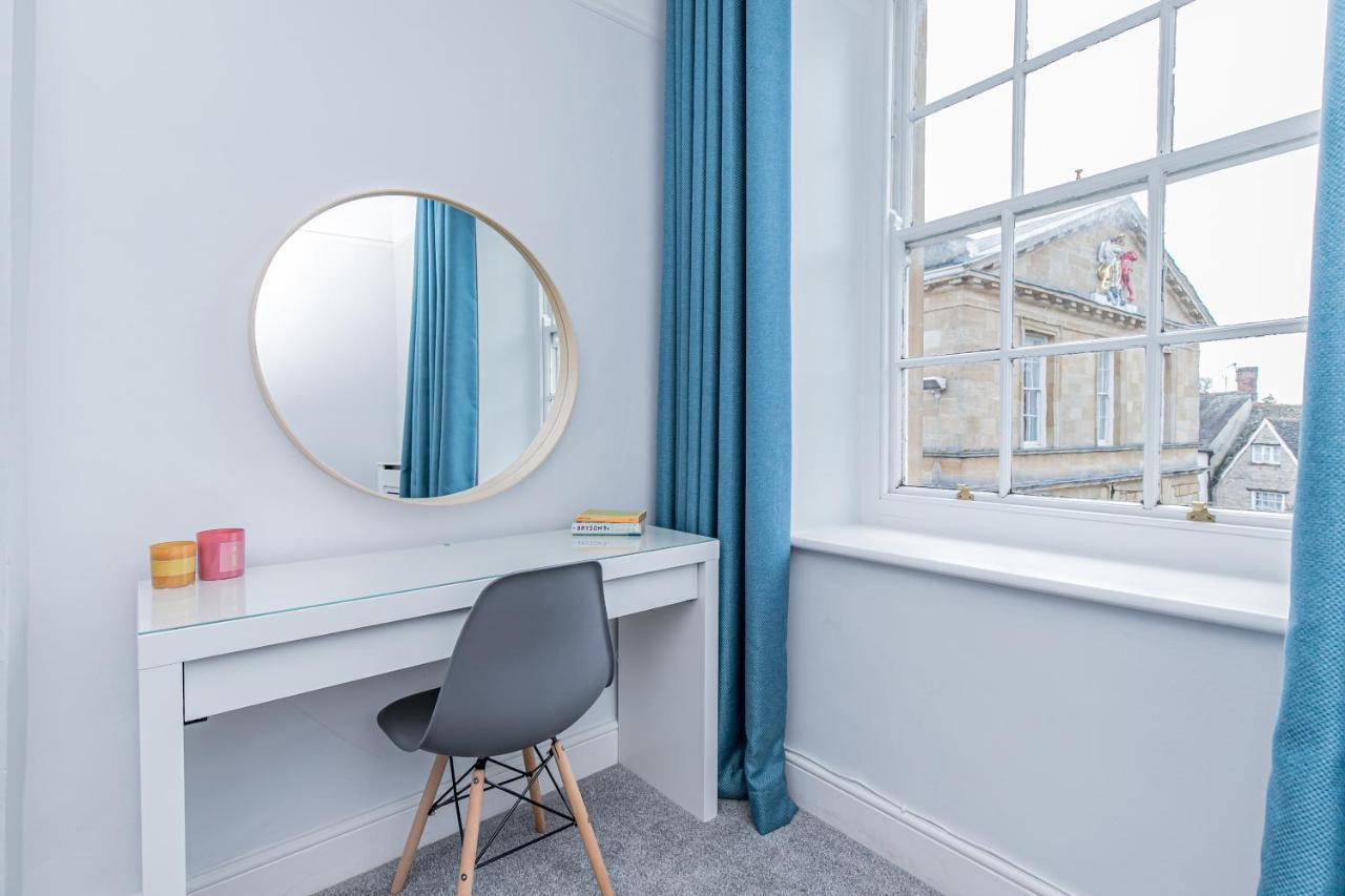 Oxfordshire Living - The Spencer Apartment - ウッドストック エクステリア 写真